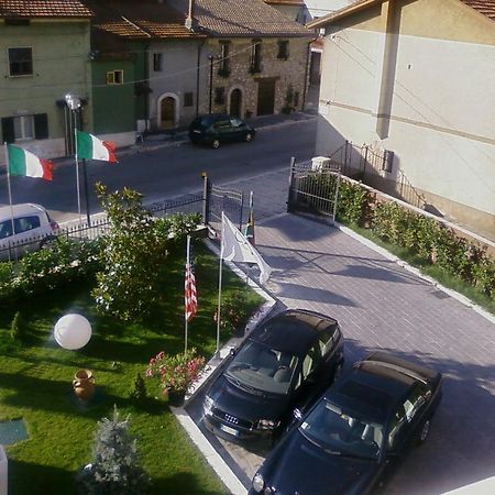 Hotel De Meis Capistrello Экстерьер фото